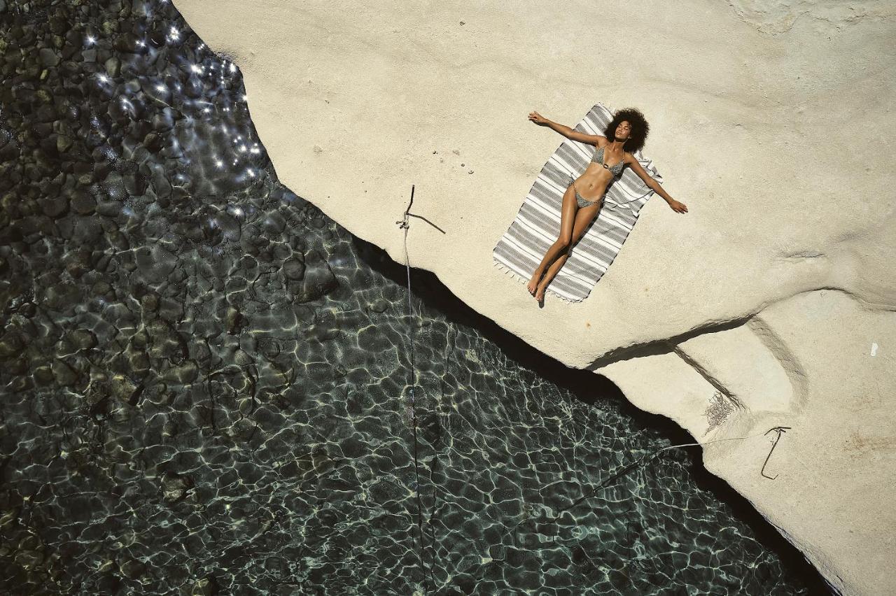 פולוניה Villa Costa Mare Milos - Delmar Collection מראה חיצוני תמונה